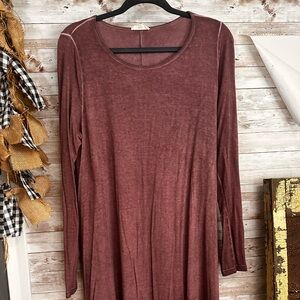 Easel dress perfect for fall. Size M